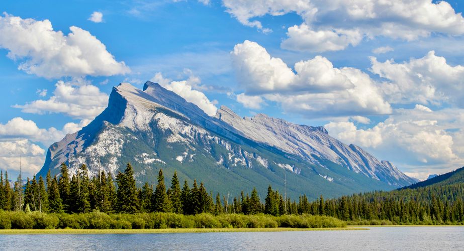 Banff Nnational Park Mount Rundle Banff Nnational Park Mount Rundle